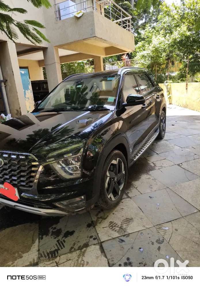 Hyundai Alcazar 2023 Waiting