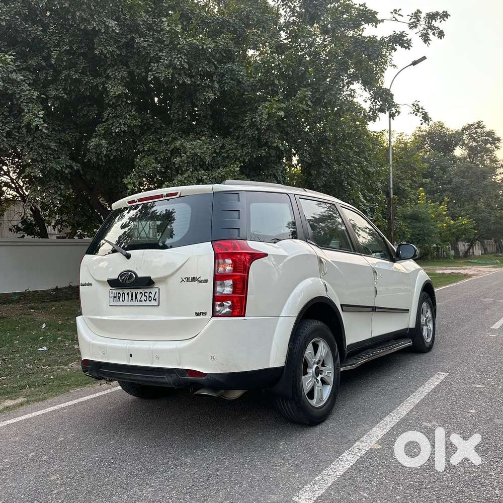 Mahindra Xuv500 W8 Dual Tone, 2015, Diesel