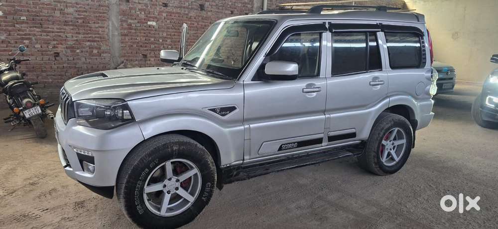 Mahindra Scorpio 2017 Diesel 135000 Km Driven Urgent Sell Need Mony