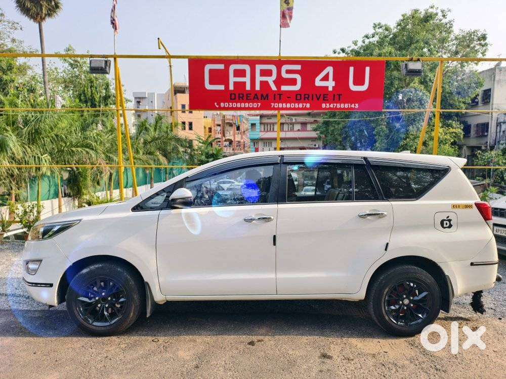Toyota Innova Crysta 2.4 G Mt 8s, 2018, Diesel