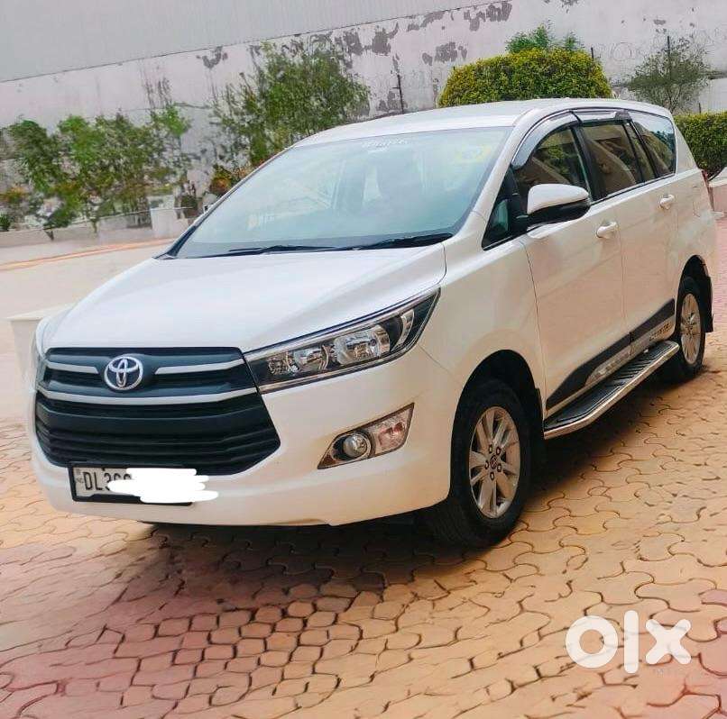 Toyota Innova Crysta 2017