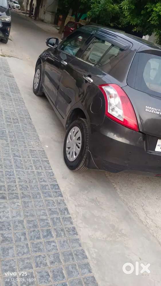 Maruti Swift Vxi 2015 Cng First Owner