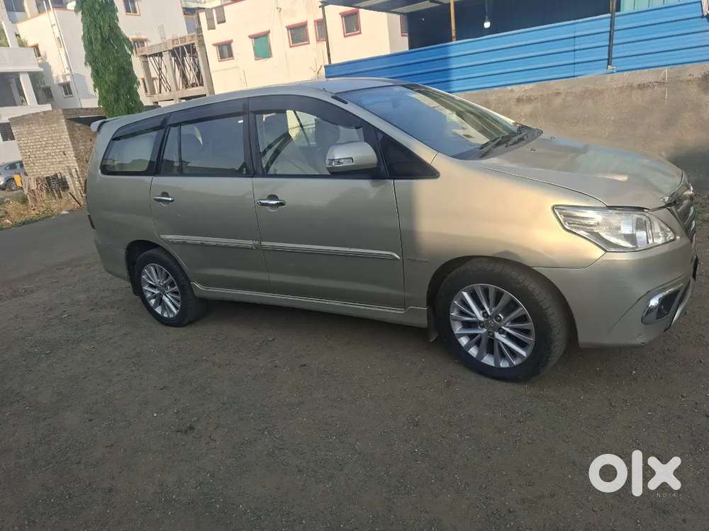 Toyota Innova 2012 Diesel Well Maintained
