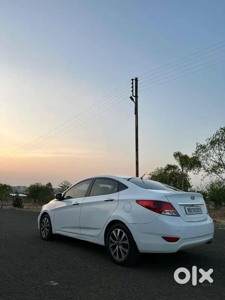 Hyundai Verna Top Model