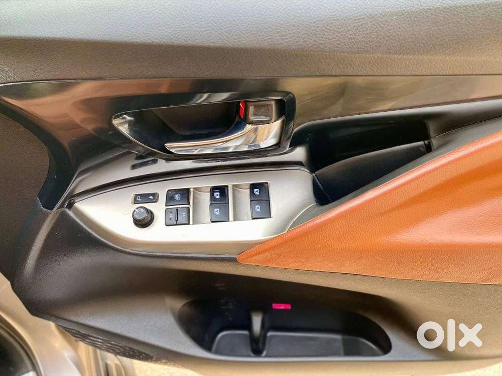 Toyota Innova Crysta 2.4 Vx Mt, 2019, Diesel