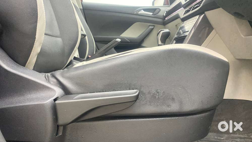 Volkswagen Taigun 1.0 Tsi Topline At, 2022, Petrol