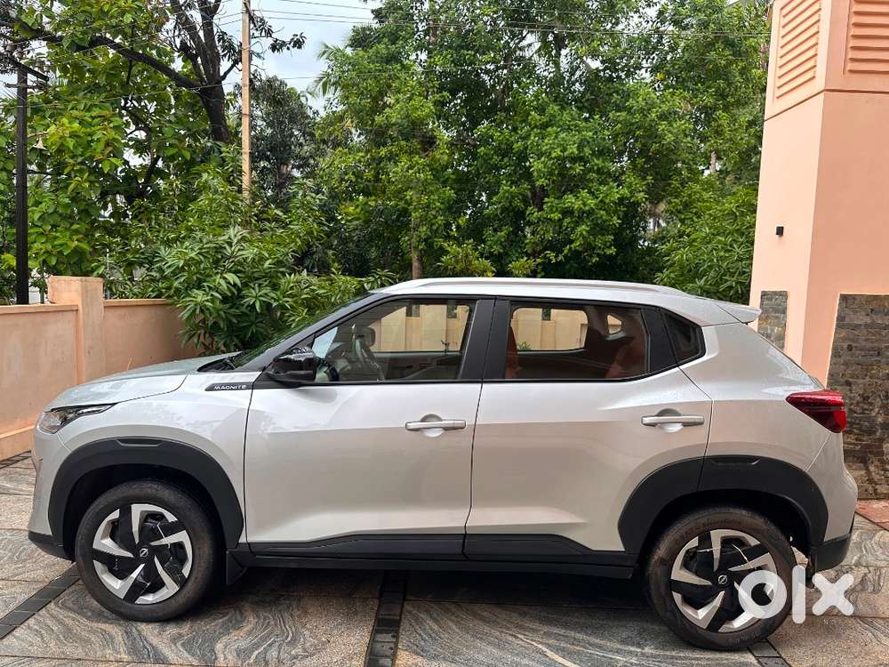 Nissan Magnate 2021