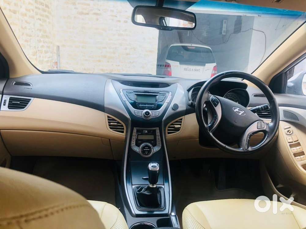 Hyundai New Elantra 2015 Diesel Well Maintained