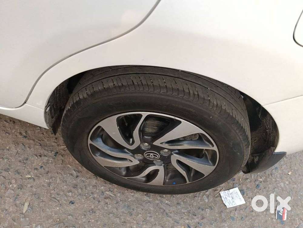 Toyota Glanza, 2020, Petrol