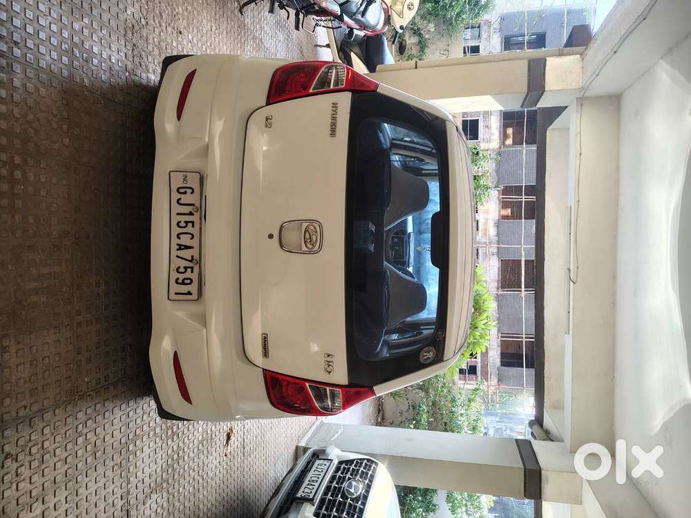 Hyundai I10 2012 Petrol &cng 24 To 26  Mileage Good Condition