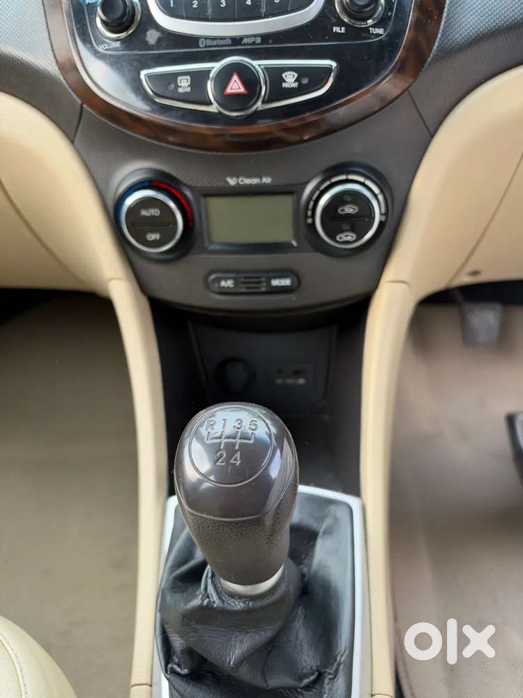 Hyundai Verna Fluidic 1.6 Vtvt, 2013, Petrol