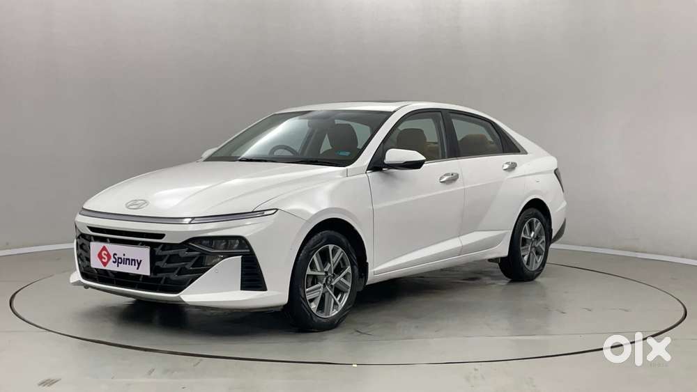 Hyundai Verna 1.5 Sx Petrol Mt, 2023, Petrol