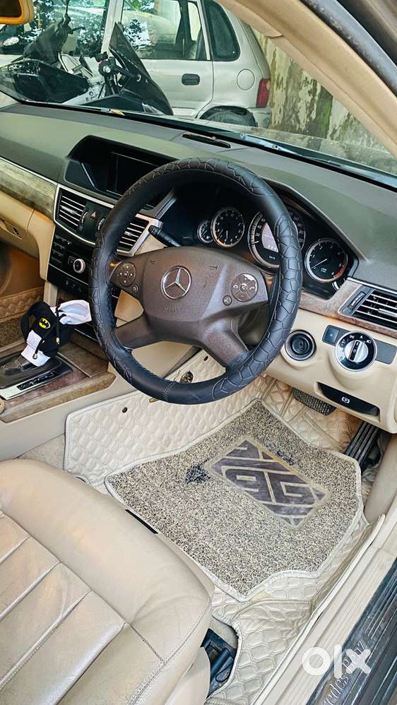 Mercedes-benz E-class 2011