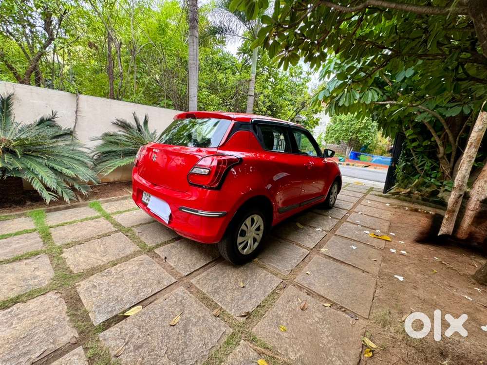 2020 Maruti Suzuki Swift Vxi Amt Petrol