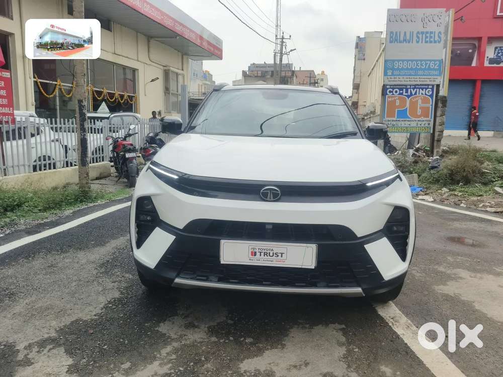 Tata Nexon, 2025, Petrol