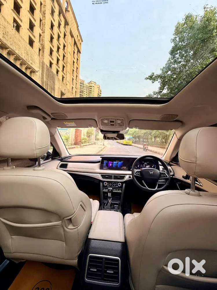 Mahindra Xuv700 2022 Diesel Well Maintained