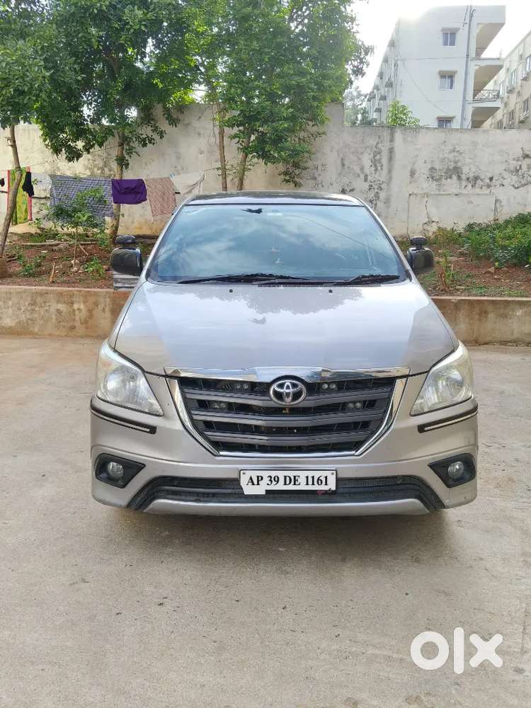 Toyota Innova 2016 Diesel 185000 Km Driven