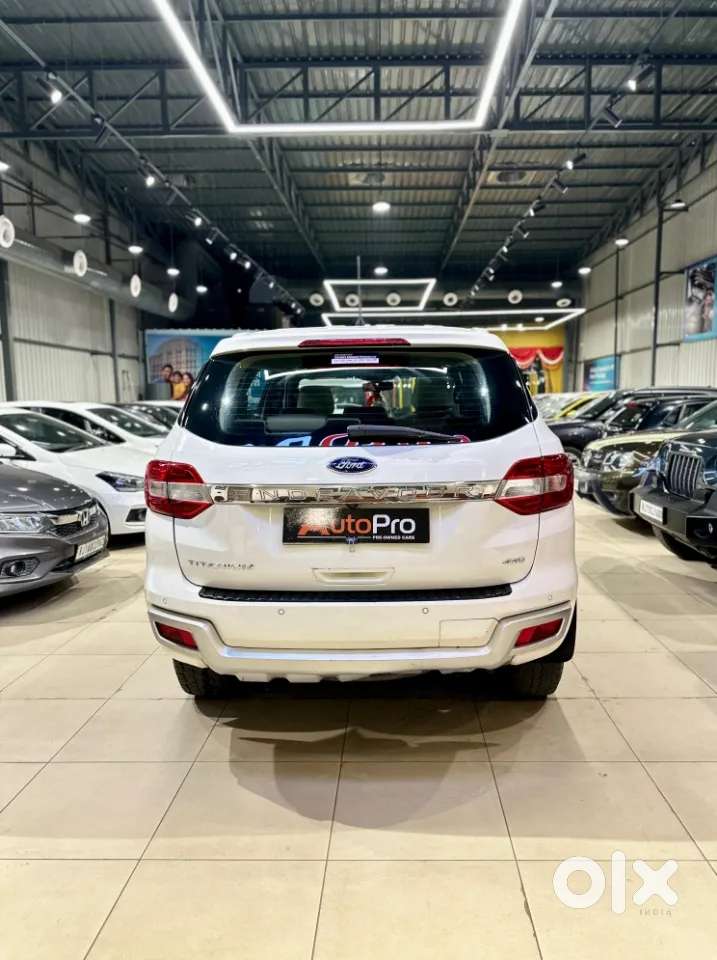 Ford Endeavour 3.2 Titanium At 4x4, 2017, Diesel