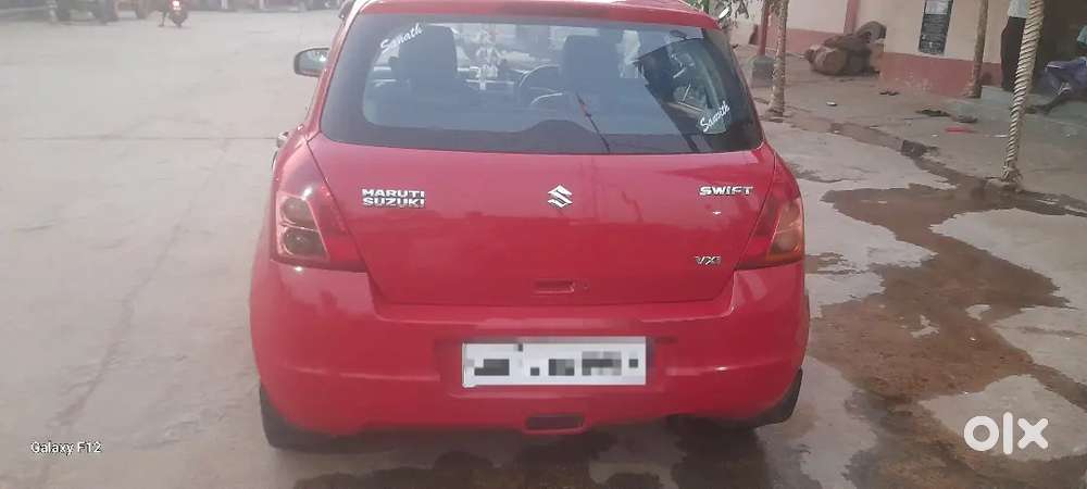 Maruti Suzuki Swift 2010 Cng & Hybrids 125000 Km Driven
