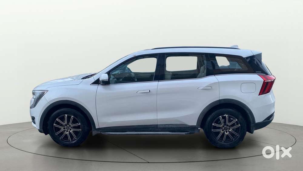 Mahindra Xuv700 2.2 Ax 7 Diesel At Luxury Pack Str, 2021, Diesel