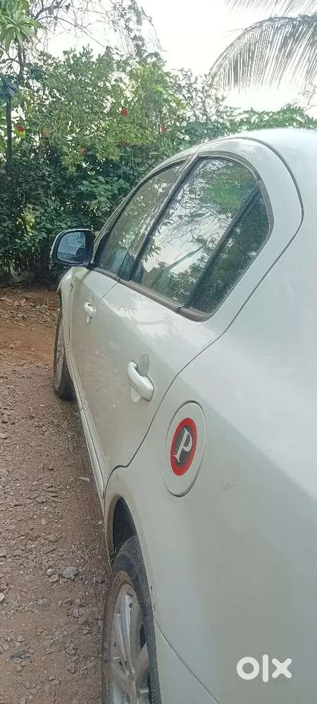 Maruti Suzuki Sx4 2011