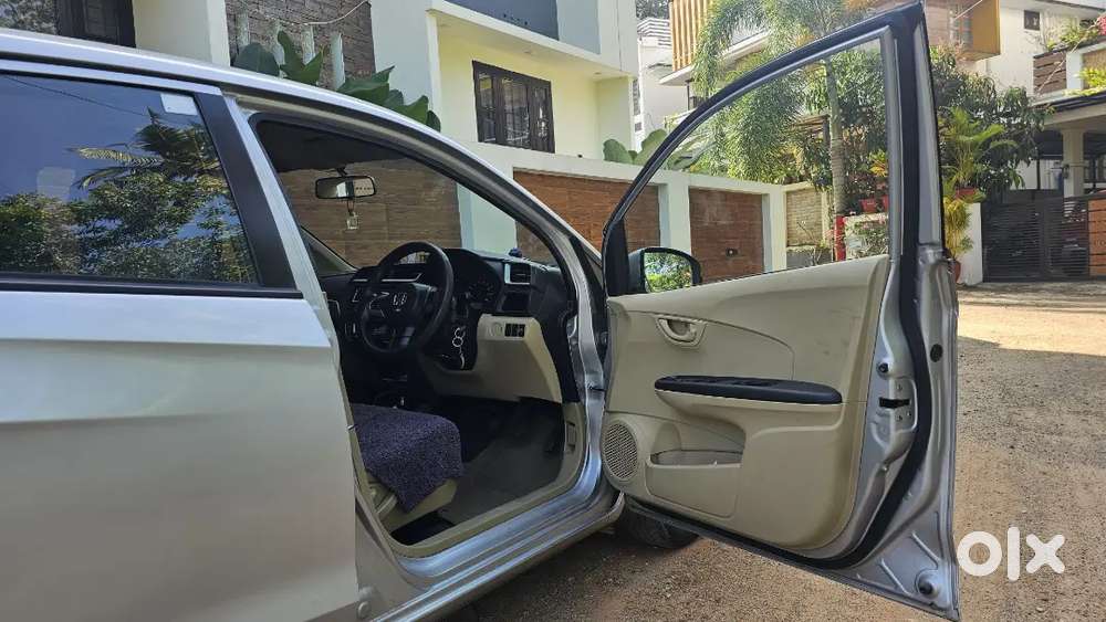 Honda Amaze Silver Color 2017 Model