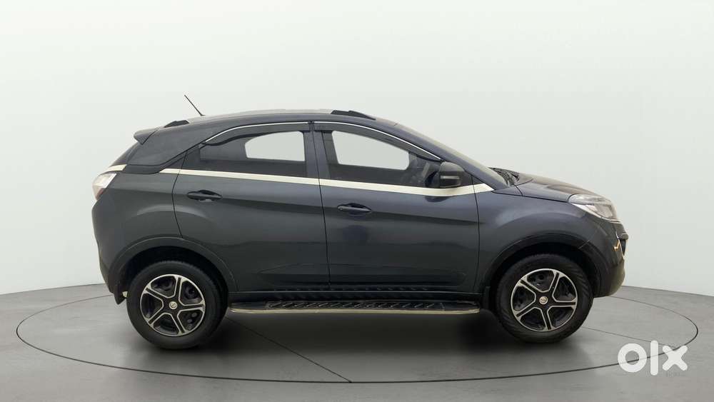 Tata Nexon 1.2 Revotron Xma, 2018, Petrol