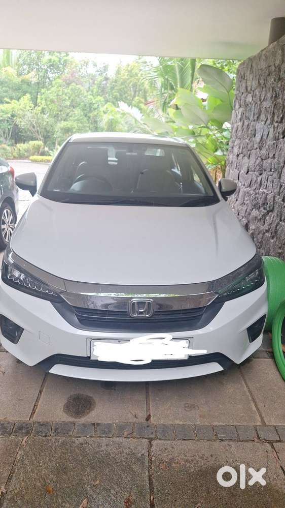 Honda City Zx 2022 Petrol 105000 Km Driven