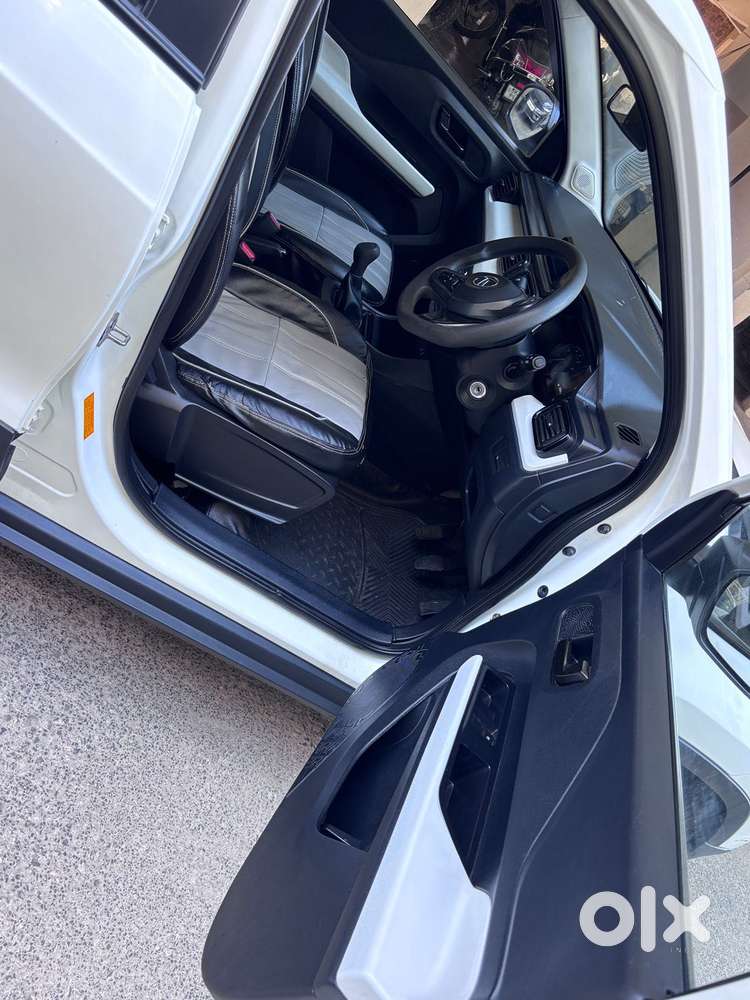 Tata Punch, 2022, Petrol
