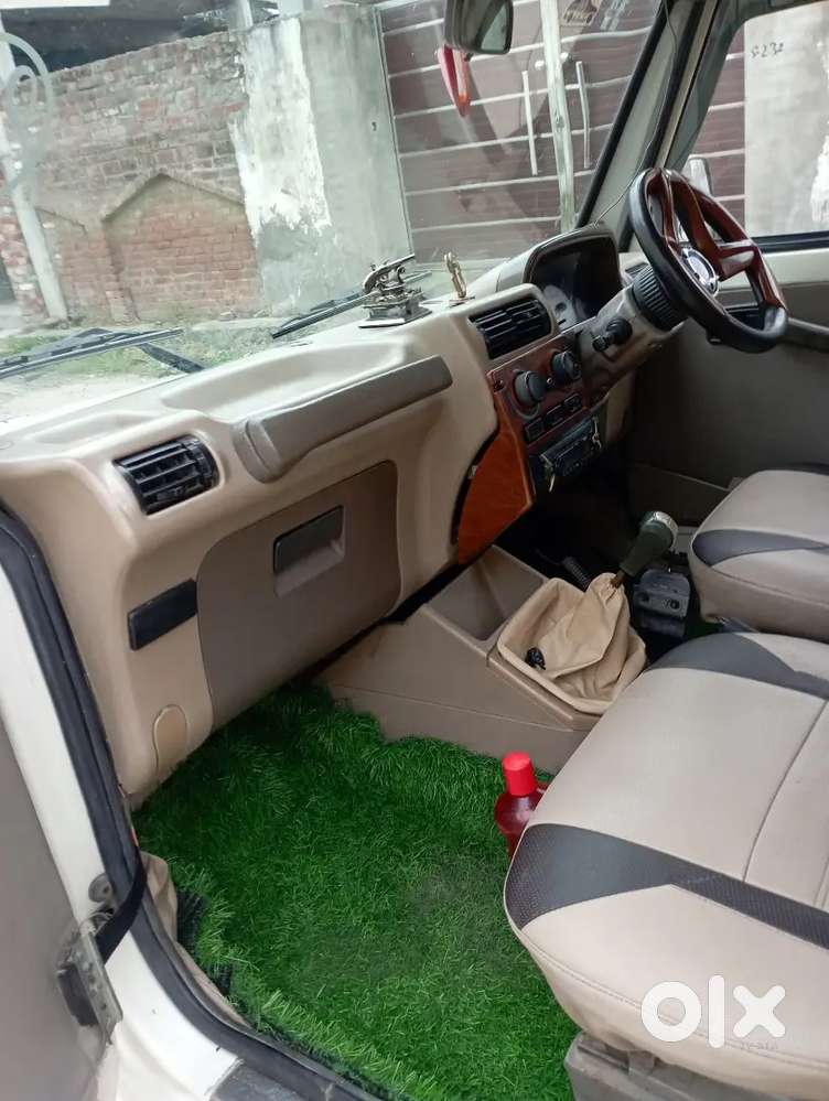 Mahindra Bolero Neo Plus 2012