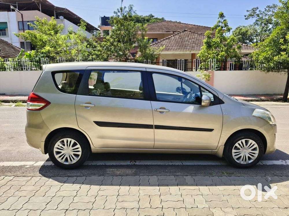 Maruti Suzuki Ertiga Zxi, 2013, Petrol