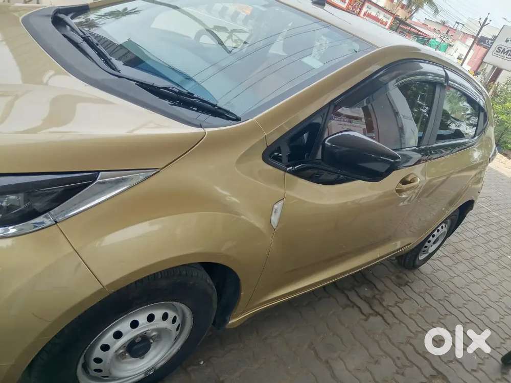 Tata Altroz 1.2 Petrol 2020 4.8 L Only!!! 1st Owner