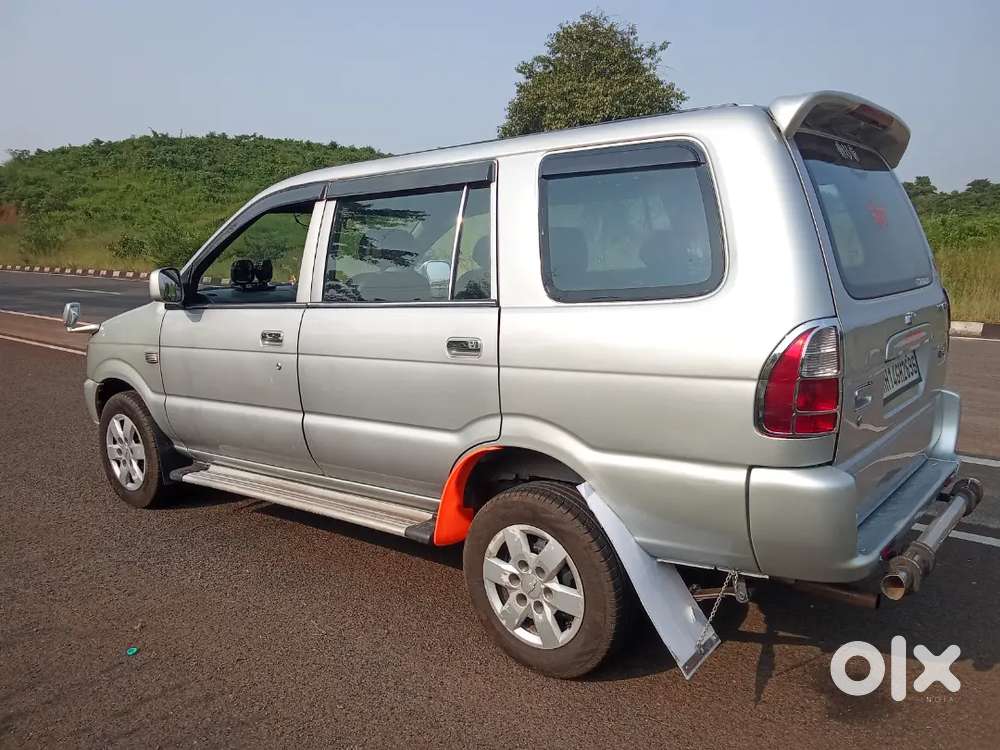 Chevrolet Tavera Neo 9 Year