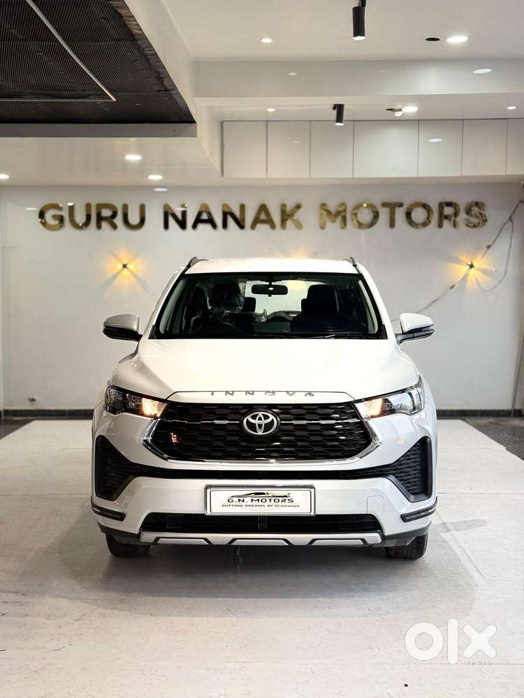 Toyota Innova Hycross 2.0 Gx 7 Str, 2025, Cng & Hybrids