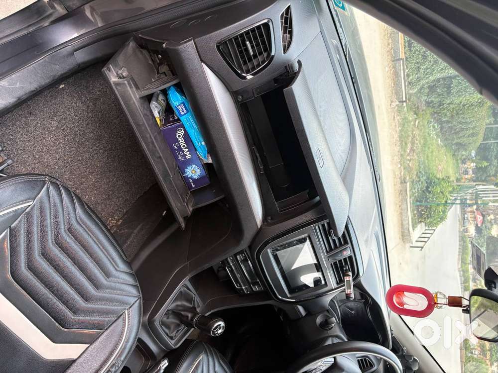 Maruti-suzuki Brezza 1.5 Zxi Turbo