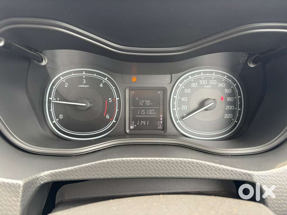 Maruti Suzuki Brezza Vdi, 2016