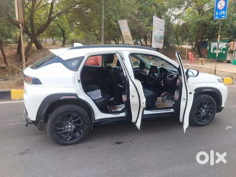 Maruti Suzuki Fronx 2024 Petrol 4500 Km Driven