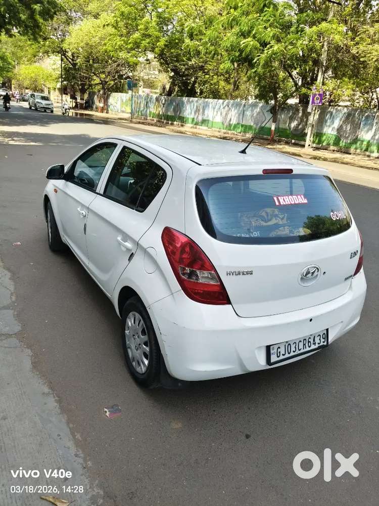 Hyundai New I20 2010 Cng & Hybrids 90000 Km Driven