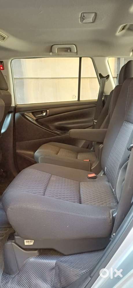 Toyota Innova Crysta 2.4 G Mt, 2022, Diesel