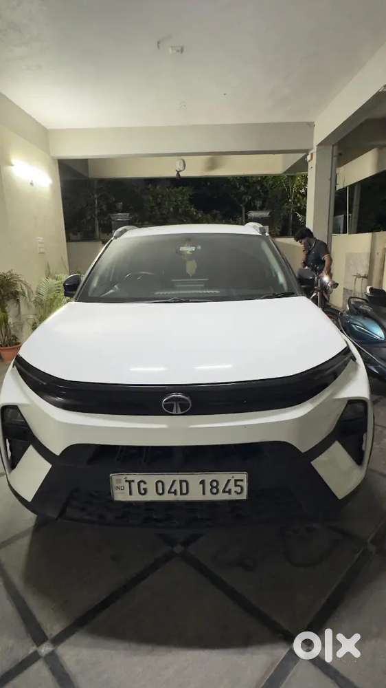 Tata Nexon Petrol & Cng Manual 2025