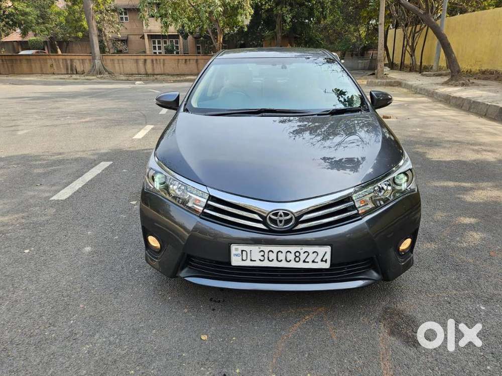 Toyota Corolla Altis 2010-2013 Gl, 2015, Petrol