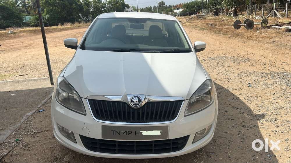 Skoda Rapid 2013 Diesel Well Maintained , Good Condition