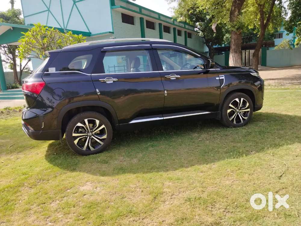 Mg Hector Plus 2023 Petrol Automatic