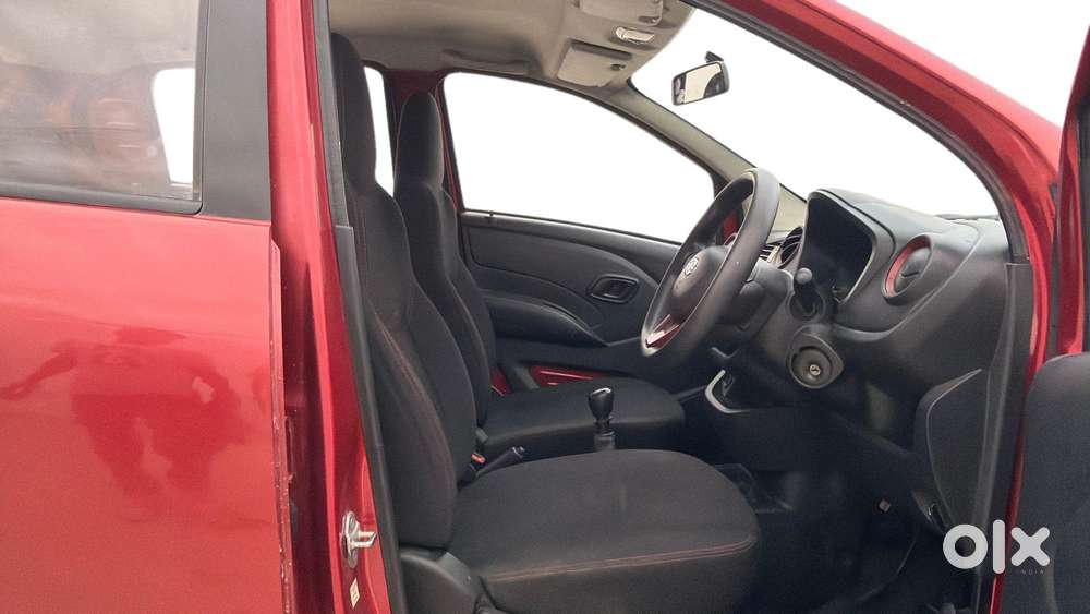Datsun Redigo Gold 1.0, 2017, Petrol