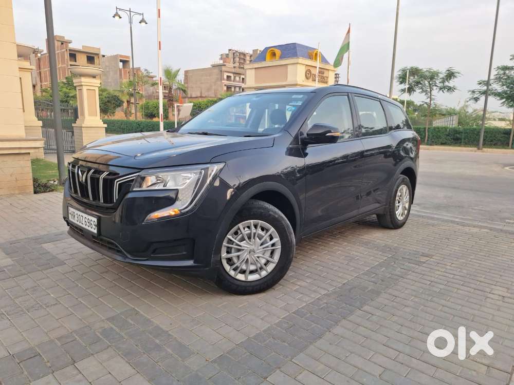 Mahindra Xuv700 2.2 Mx Diesel Mt 5 Str, 2022, Diesel