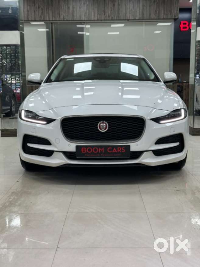 Jaguar Xe Portfolio, 2019, Diesel