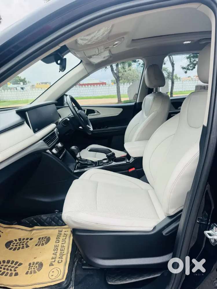 Mahindra Xuv700 Diesel At 2023