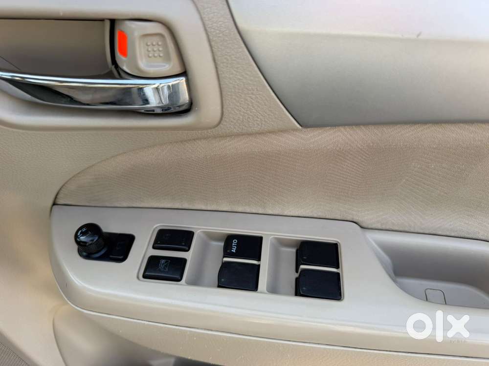 Maruti Suzuki Ertiga Shvs Vdi, 2017, Diesel