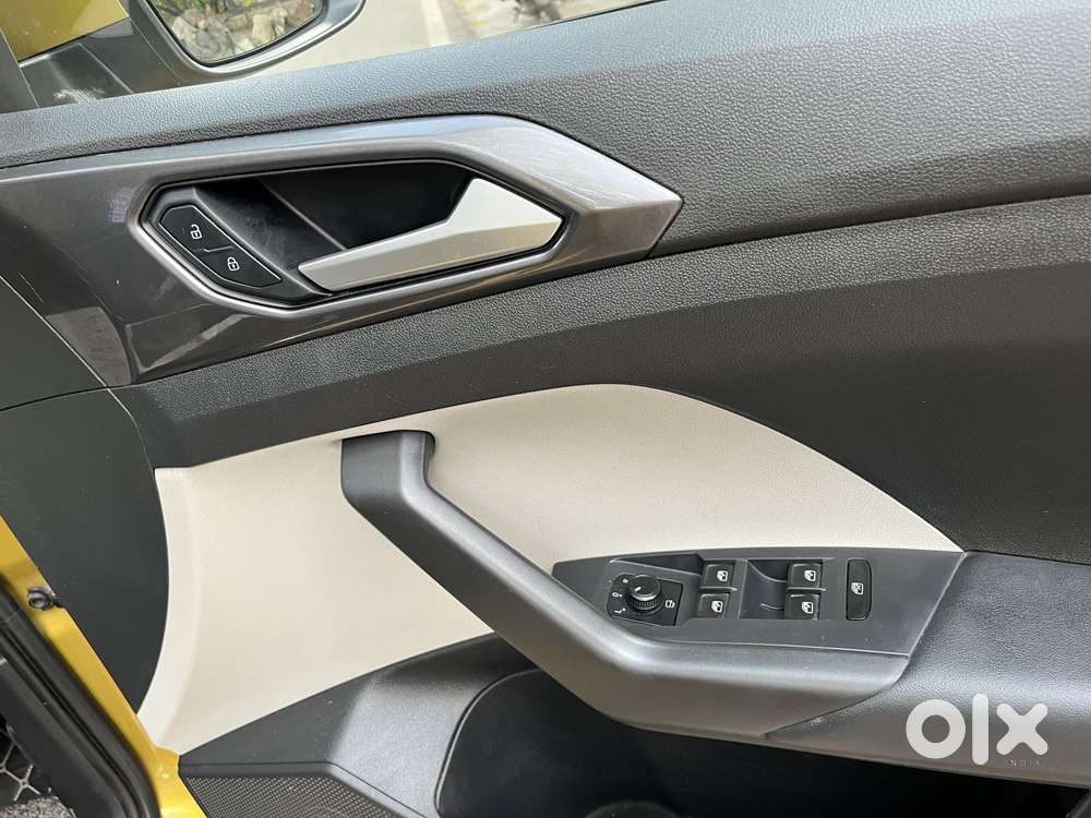 Volkswagen Taigun 1.0 Tsi Topline At, 2023, Petrol