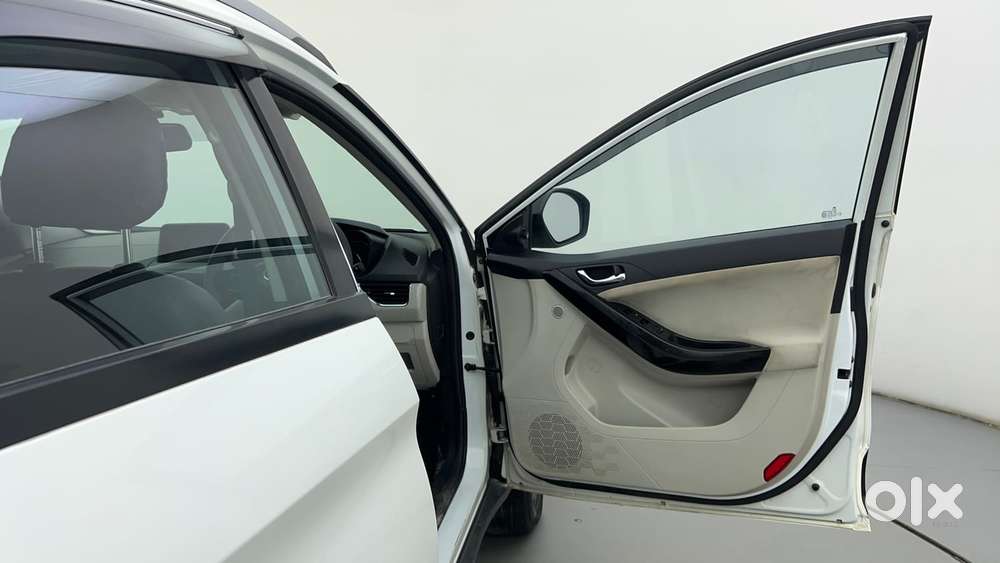 Tata Nexon 1.2 Revotron Xz Plus, 2023, Petrol